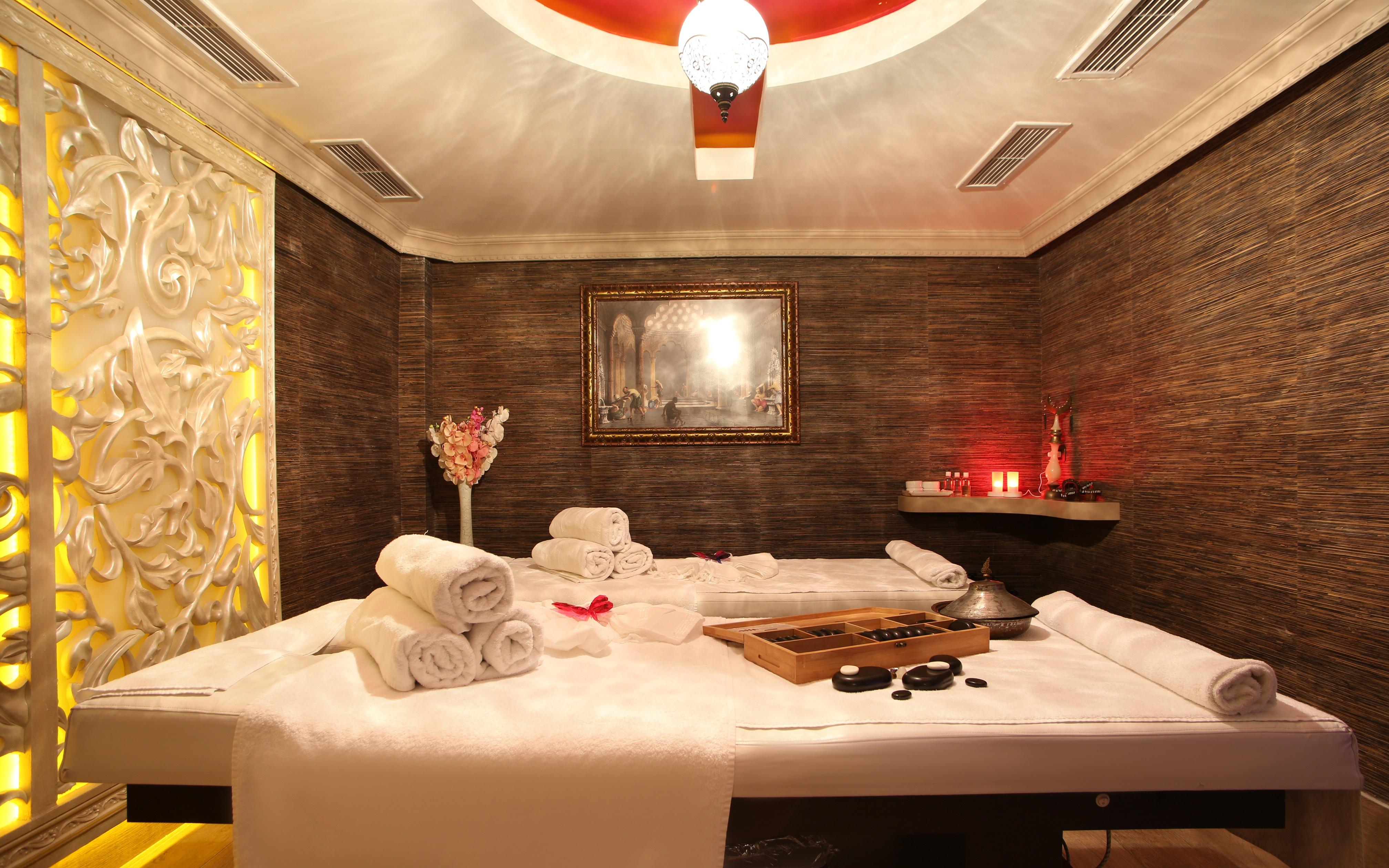 Daru Sultan Hotels Galata Estambul Exterior foto A spa treatment room