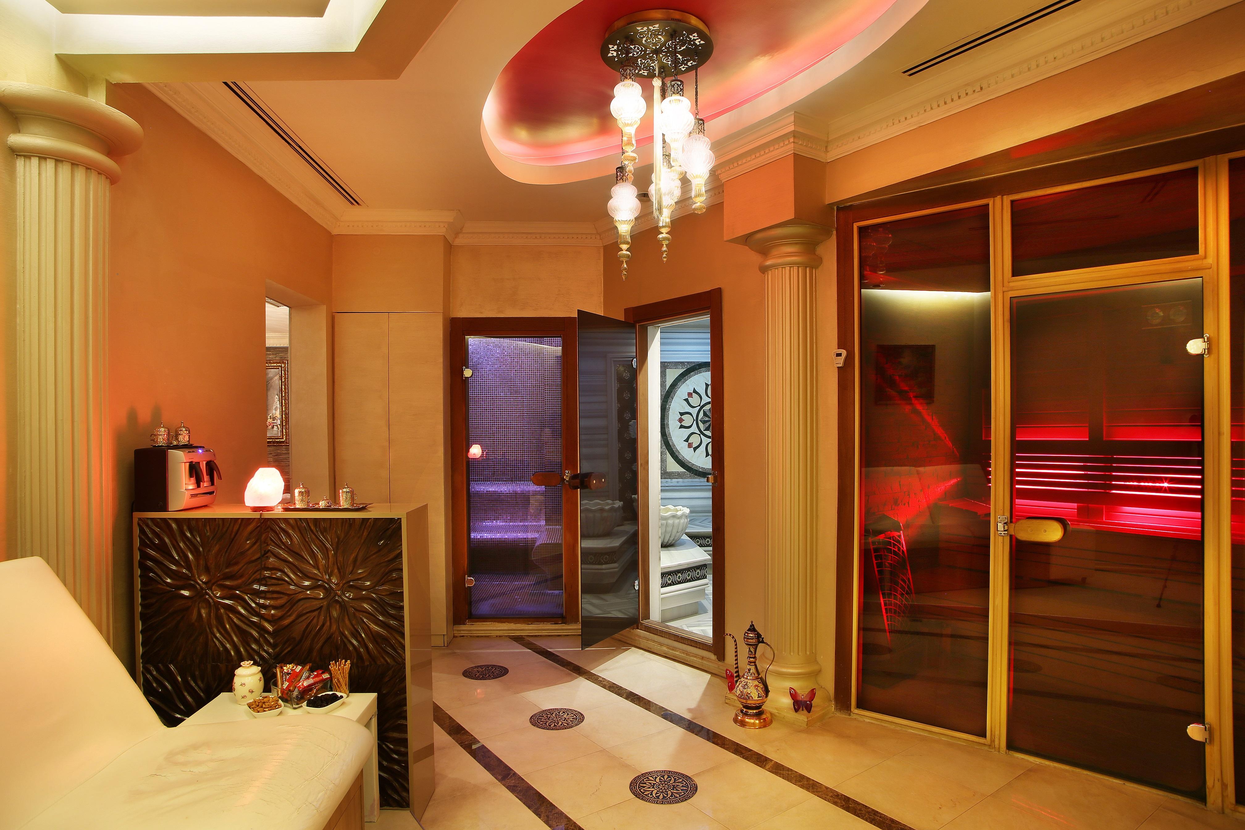 Daru Sultan Hotels Galata Estambul Exterior foto Turkish bath in a hotel in Istanbul