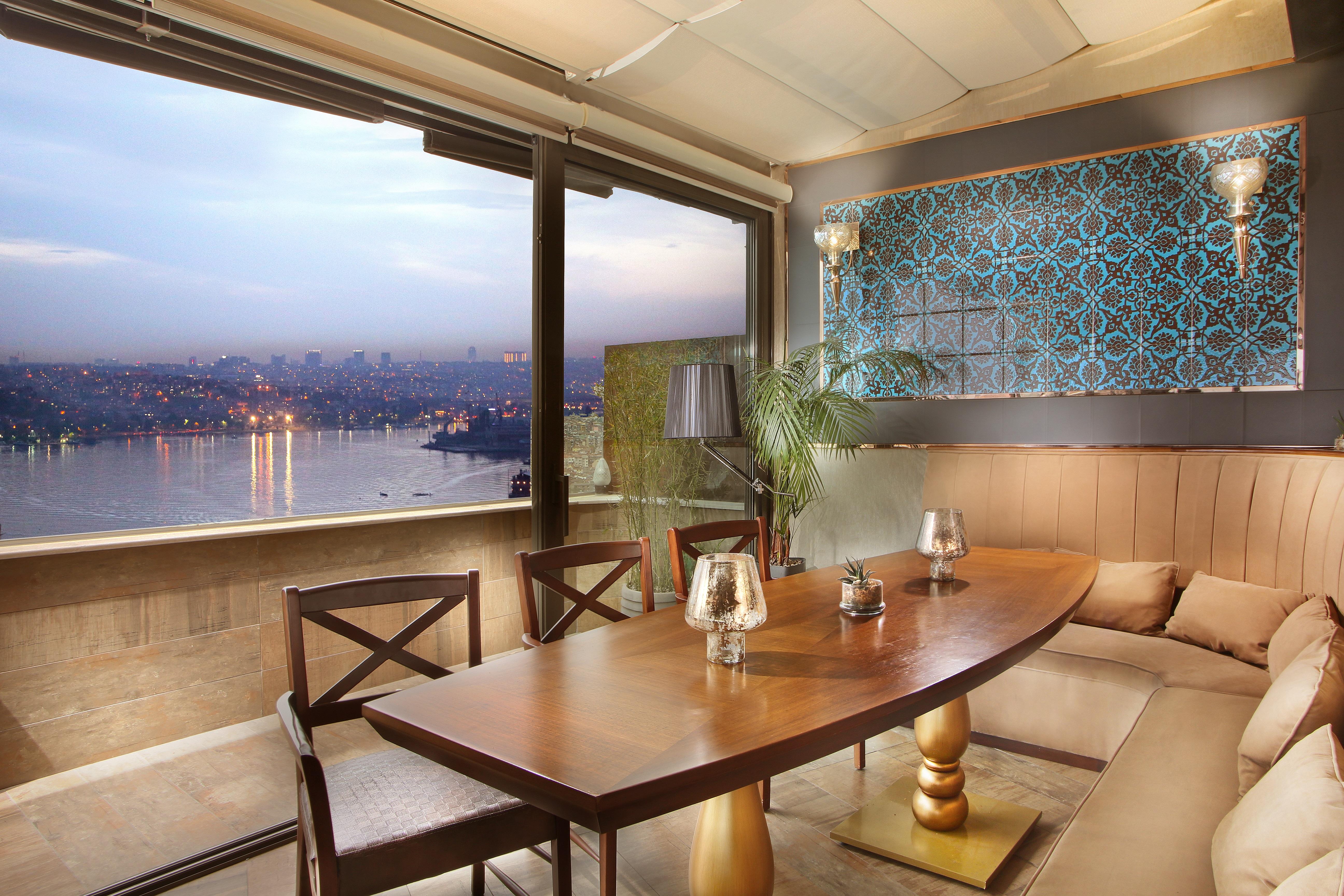 Daru Sultan Hotels Galata Estambul Exterior foto Interior of a penthouse apartment