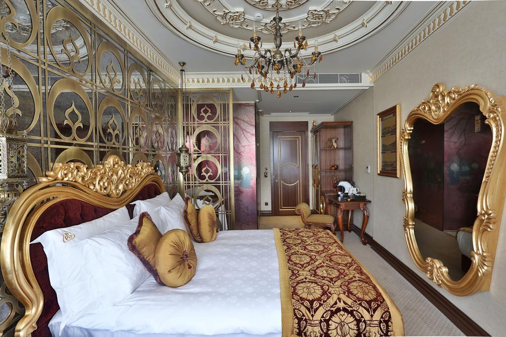 Daru Sultan Hotels Galata Estambul Exterior foto A bedroom at the hotel